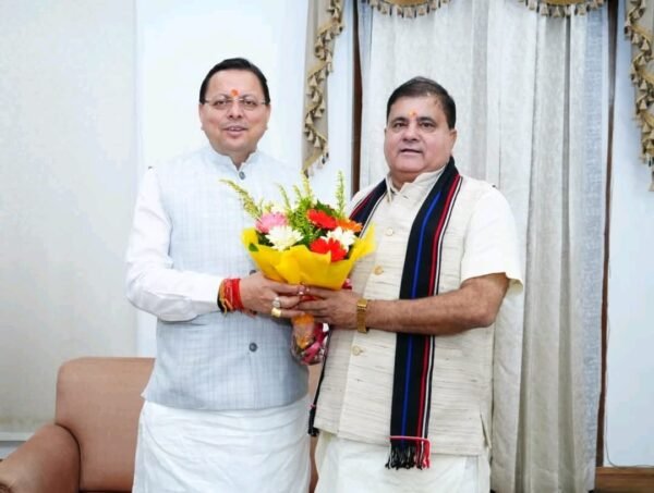 राज्यसभा सांसद महेंद्र भट्ट ने मुख्यमंत्री धामी से की मुलाकात, दीपावली की दी शुभकामनाएं