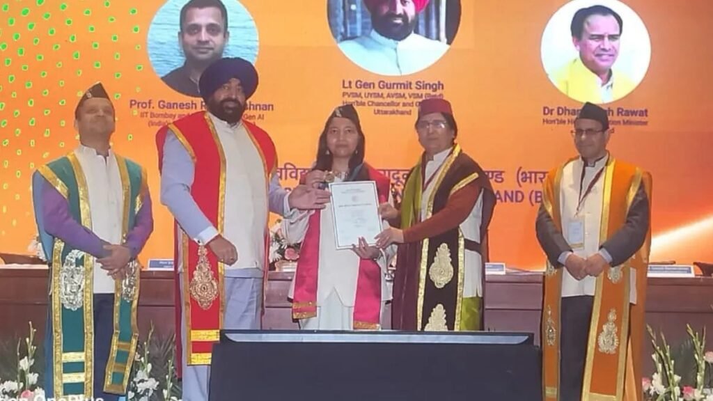 उत्तराखंड के दून विश्वविद्यालय का छठवां दीक्षांत समारोह का आयोजन, राज्यपाल ने 42 मेधावी छात्रों को स्वर्ण पदक से किया सम्मानित