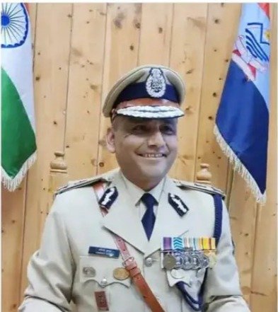 नए साल पर धामी सरकार ने IPS अधिकारियों और पुलिसकर्मियों को दिया पदोन्नति का तोहफा