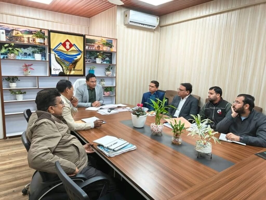 आवास सचिव डॉ. आर. राजेश कुमार ने विकास कार्यों के प्रगति की विस्तार से की समीक्षा, निर्माण गुणवत्ता से किसी भी प्रकार का समझौता न करने के दिए निर्देश