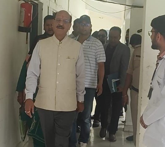 जोशीमठ सीएचसी अत्याधुनिक सुविधाओं से सुसज्जित करने की मांग