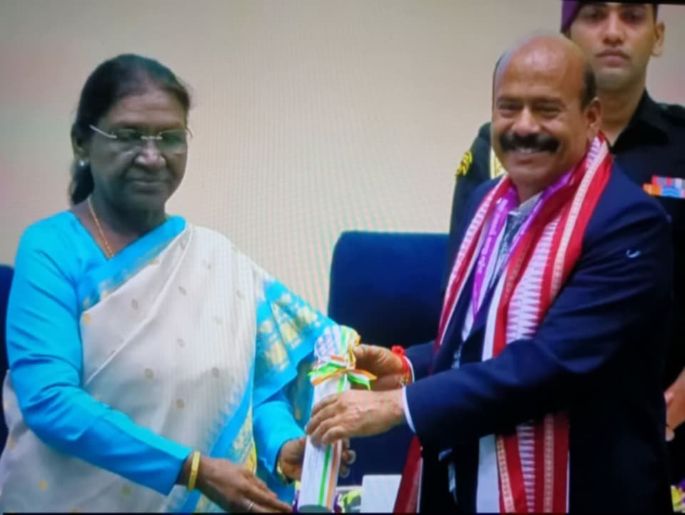 उत्तराखण्ड : पौड़ी गढ़वाल के शिक्षक गबर सिंह बिष्ट राष्ट्रीय शिक्षक पुरस्कार-2026 से सम्मानित